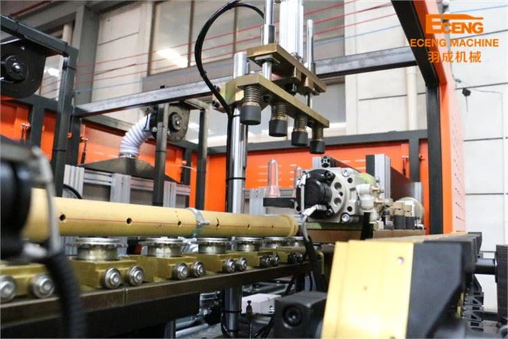 beverage PET bottle blowing machine manufacturer Q6000